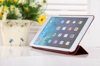 工廠直銷 IPAD AIR三折超薄瘋馬紋保護(hù)套，數(shù)碼保護(hù)新選擇
